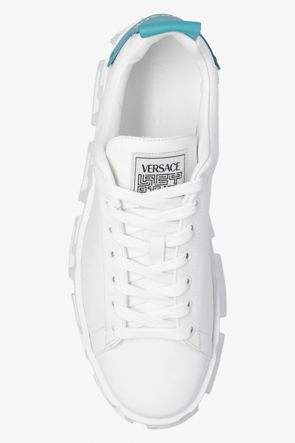 versace ホワイトオープントゥプラットフォームシューズ versace ホワイトオープントゥプラットフォームシューズ
